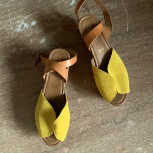 Suede Platform Wedge - Seychelles